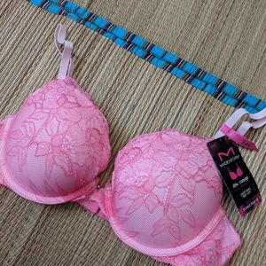 Maidenform underwire Demi coverage sexy lift bra